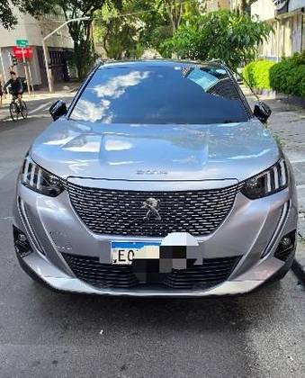 PEUGEOT 2008 50 KW ELÉTRICO E-GT